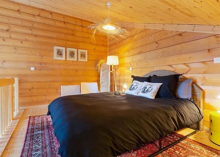 Le Chalet Des Bois